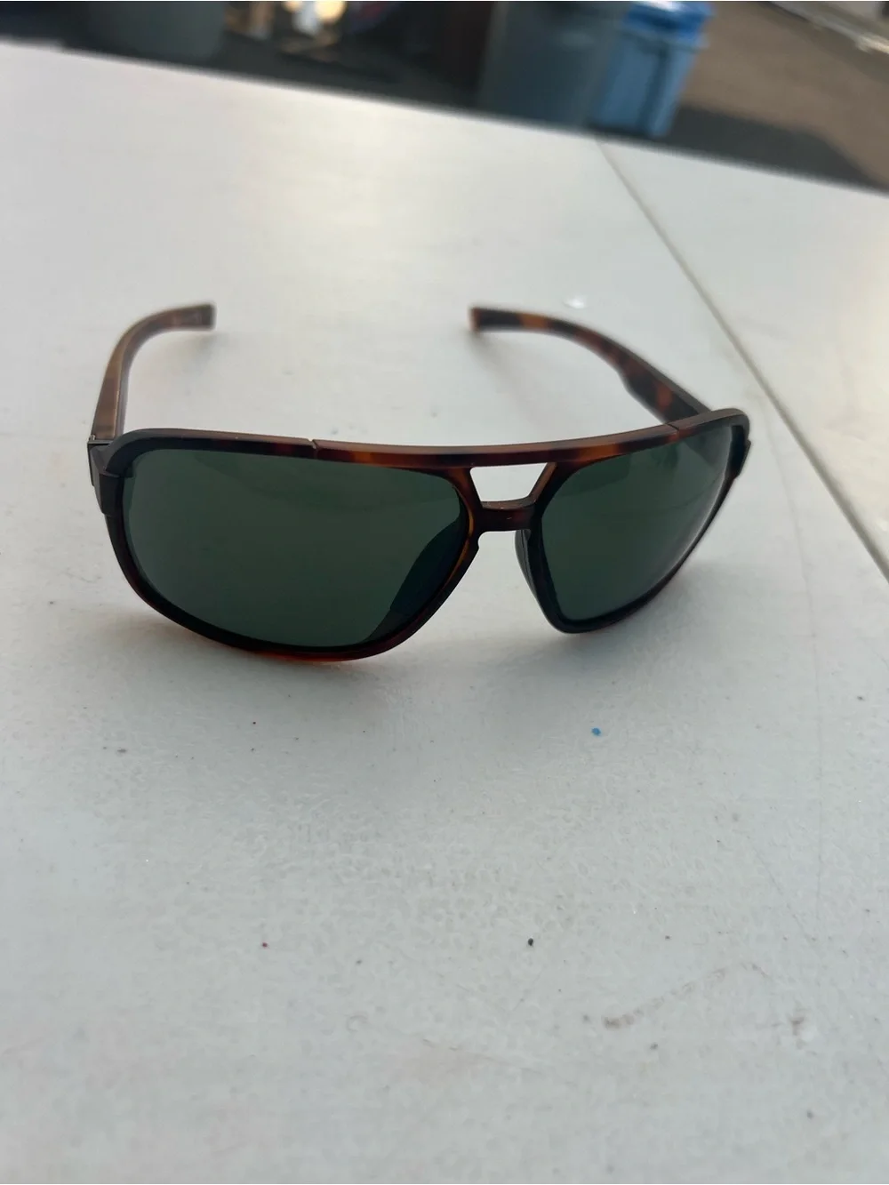 VonZipper Decco Sunglasses Tortoise Frame Green Lens Vintage Square Aviator Men